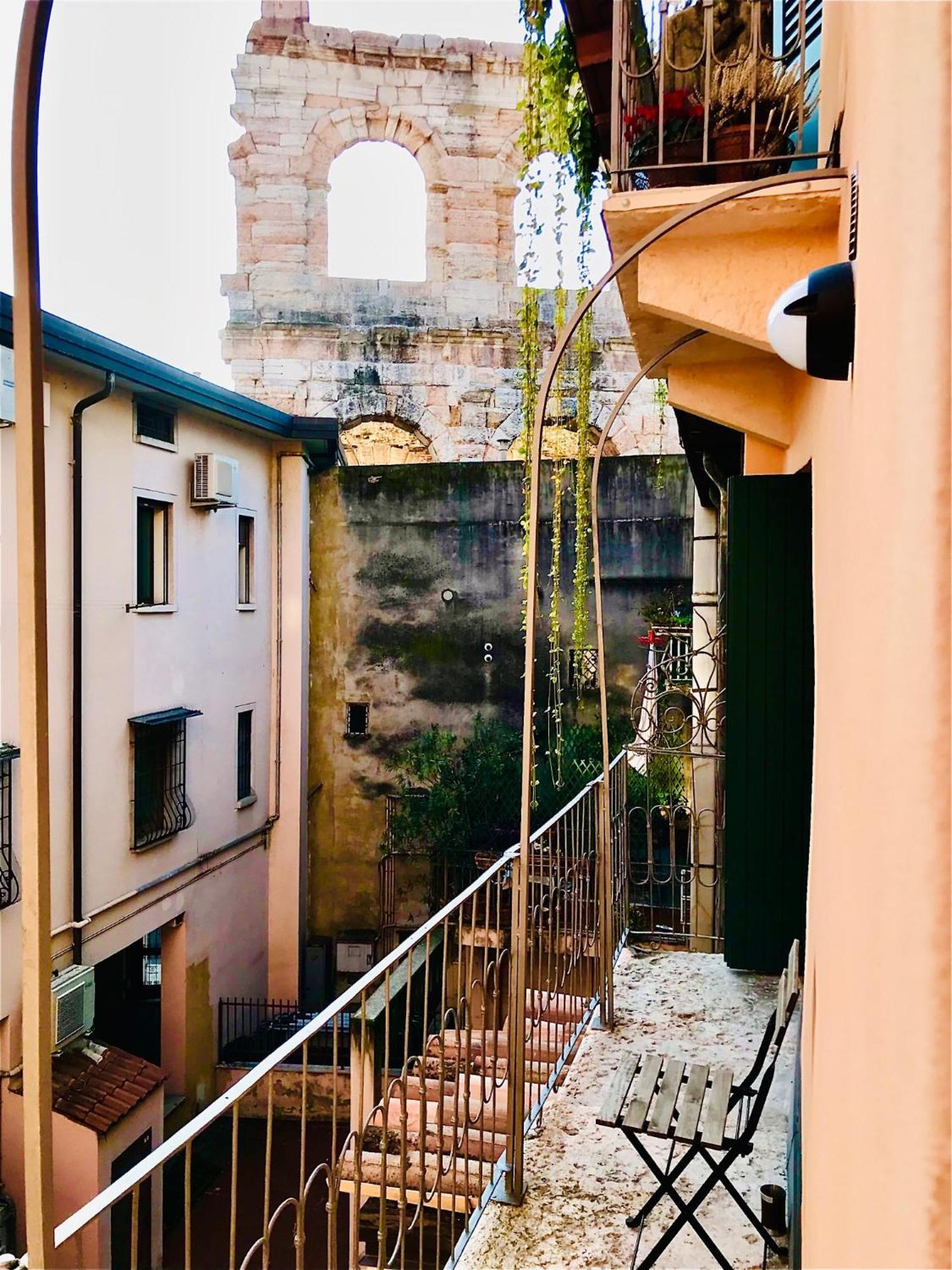 Room Verona Ai Duchi Exterior photo
